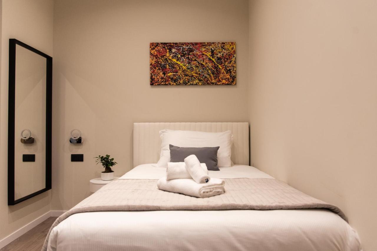 Xxiv Domus Luxury Suites ローマ エクステリア 写真
